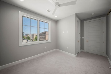 Rare opportunity to own two Brownstones in Pinnacle Heights as a - photo 16