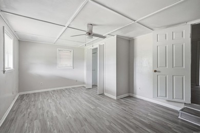 This move in ready home offers 3 bedrooms, 1 1/2 baths with - photo 19