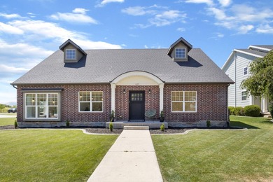 Located in the heart of Alpine, this home combines updated - photo 1