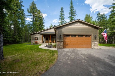 Spectacular North Idaho Rustic Mountain home! This stunning - photo 6