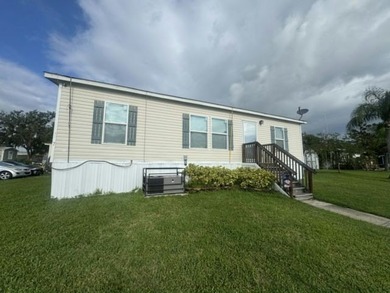 Anglers Lake Home For Sale in Lakeland Florida