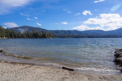 Deeded Hayden Lake beach access and private boat launch rights - photo 4