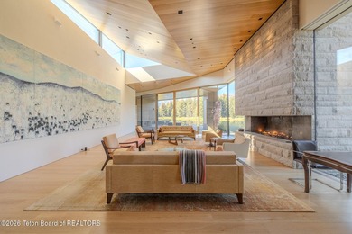 Set in the exquisite Bar B Bar Ranch, this 36-acre - photo 12