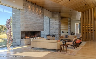 Set in the exquisite Bar B Bar Ranch, this 36-acre - photo 13