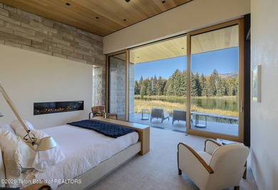 Set in the exquisite Bar B Bar Ranch, this 36-acre - photo 19