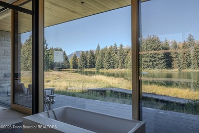 Set in the exquisite Bar B Bar Ranch, this 36-acre - photo 21