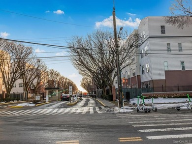 Welcome to 121 Sunset Blvd! Immaculate 2 Bedroom 2 Full Bath - photo 24