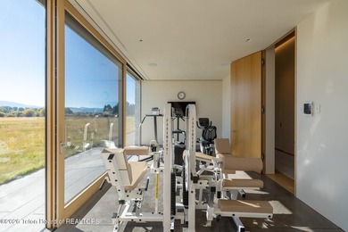 Set in the exquisite Bar B Bar Ranch, this 36-acre - photo 25