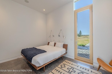 Set in the exquisite Bar B Bar Ranch, this 36-acre - photo 29