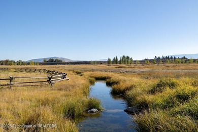 Set in the exquisite Bar B Bar Ranch, this 36-acre - photo 37