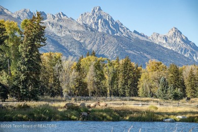 Set in the exquisite Bar B Bar Ranch, this 36-acre - photo 42