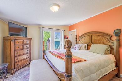 Beautifully maintained three bedroom, two bath home nicely - photo 4