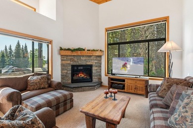 Welcome to Aspen Ridge at Schweitzer--where you will find a - photo 7