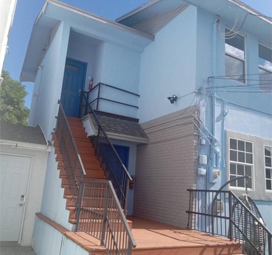 NEW PRICE IMPROVEMENT: Eclectic unique property opportunity - photo 4