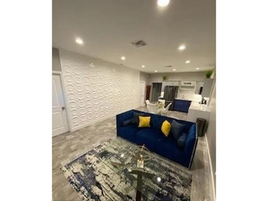 NEW PRICE IMPROVEMENT: Eclectic unique property opportunity - photo 6
