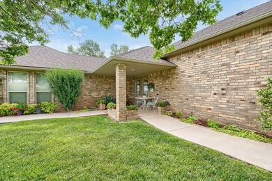 The Springlake home you've been waiting for has arrived! Nestled - photo 9