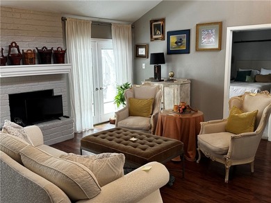 Charming and thoughtfully designed 3-bedroom, 2-bath, 2-car - photo 19