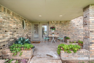 The Springlake home you've been waiting for has arrived! Nestled - photo 10