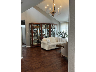 Charming and thoughtfully designed 3-bedroom, 2-bath, 2-car - photo 21