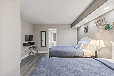 Completely remodeled from top to bottom at the end of 2023, this - photo 29