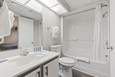 Completely remodeled from top to bottom at the end of 2023, this - photo 31