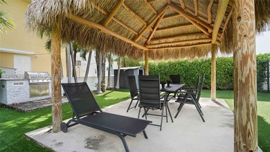 RARE MID-BEACH INVESTMENT GEM! Turnkey, 100% occupied boutique - photo 32
