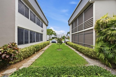 Rarely does a home so cleary reflect creativity and vision. This - photo 32