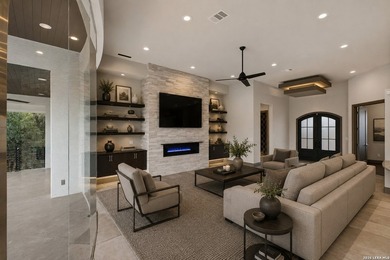 Luxury living in Dominion! Sprawling 1-story - photo 5