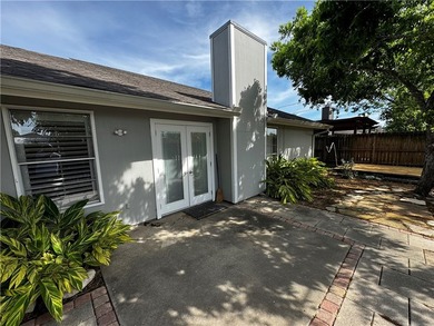 Charming and thoughtfully designed 3-bedroom, 2-bath, 2-car - photo 36