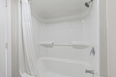 Completely remodeled from top to bottom at the end of 2023, this - photo 39