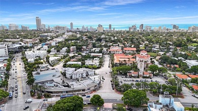 RARE MID-BEACH INVESTMENT GEM! Turnkey, 100% occupied boutique - photo 47