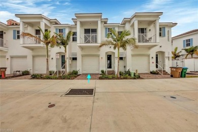 Cape Coral Lakes Area Townhome/Townhouse For Sale in Cape Coral Florida