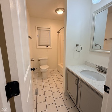 Welcome to your low-maintenance, all-electric oasis in The Trace - photo 14