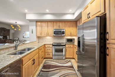 Experience effortless living in the heart of Riverstone with - photo 4