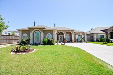 (private lake, pond, creek) Home For Sale in Corpus Christi Texas