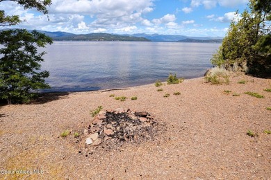 Welcome to historic Cottage Island, a picturesque retreat - photo 8