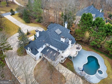 Welcome to this Smokerise Estate, where timeless elegance meets - photo 7