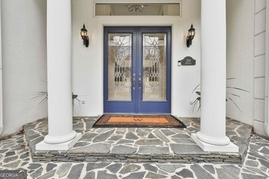 Welcome to this Smokerise Estate, where timeless elegance meets - photo 10