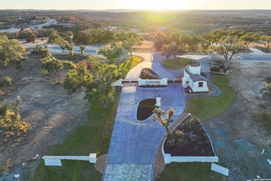 VIEWS! VIEWS! VIEWS! NO city taxes!! Lot 7, in the beautiful - photo 3