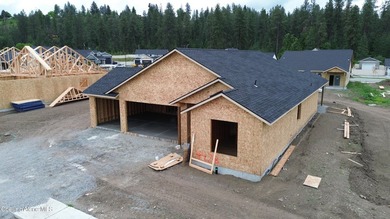 Beautiful new construction with detached shop in extraordinary - photo 3