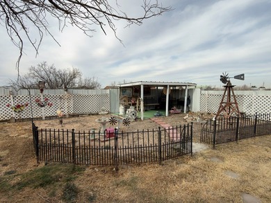 3 bedroom 2 bathroom home for sale at almost 1500 square feet