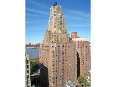 Hudson River Lot For Sale in New York (Manhattan) New York