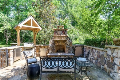 Luxury Living in Glen Lake South Experience the perfect blend of - photo 24