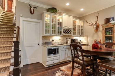 Luxury Living in Glen Lake South Experience the perfect blend of - photo 28