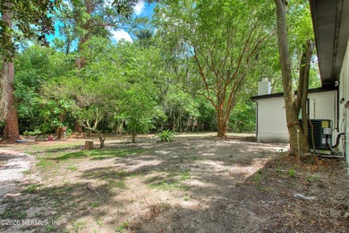 Your private retreat awaits! This fully renovated home features - photo 31