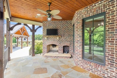 There are properties that command a price, and there are - photo 33