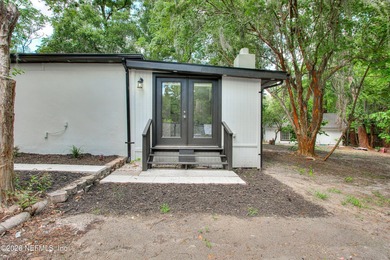 Your private retreat awaits! This fully renovated home features - photo 33
