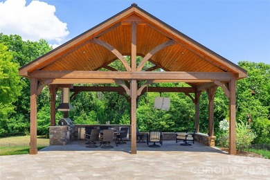 There are properties that command a price, and there are - photo 36