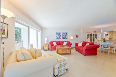 Spacious three bedroom, two bath corner unit located on the - photo 12