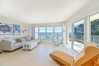 Spacious three bedroom, two bath corner unit located on the - photo 14